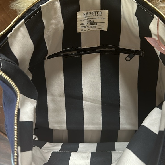 R RIVETER HANDBAG - Picture 3 of 4